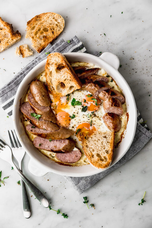 huevos al horno con chorizo