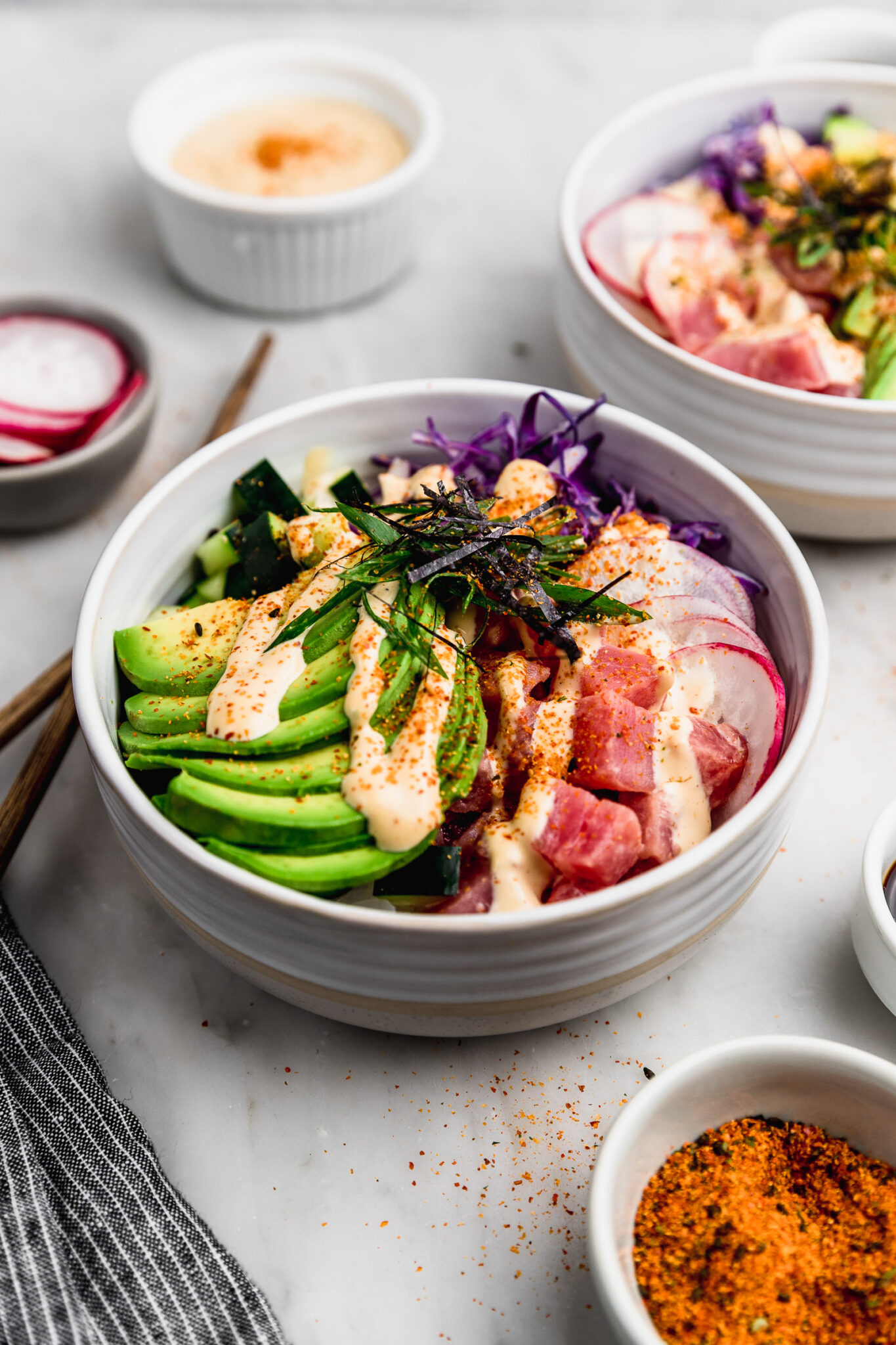 Poke bowl con salsa acevichada Cravings Journal