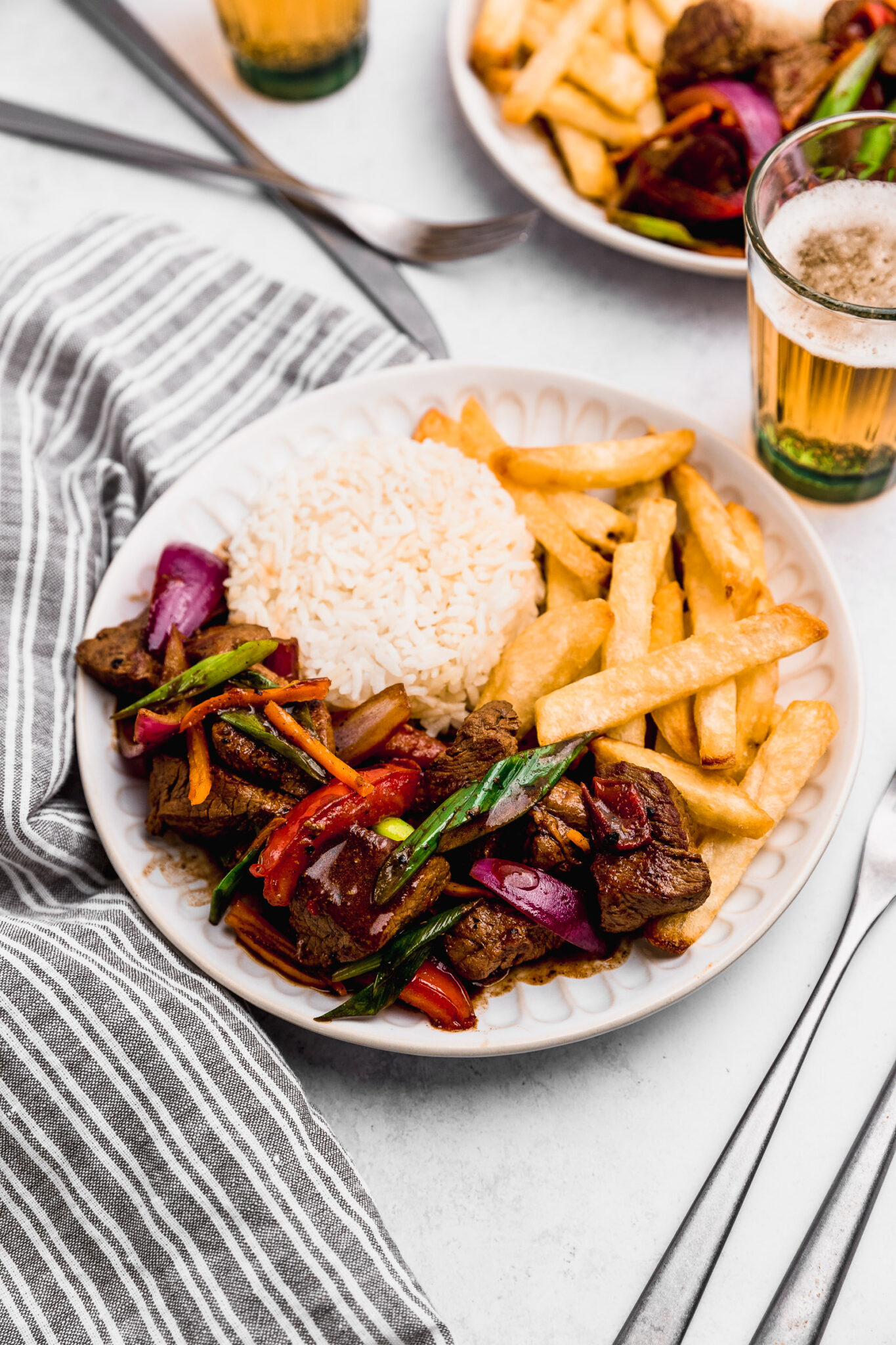 Lomo saltado peruano - Cravings Journal