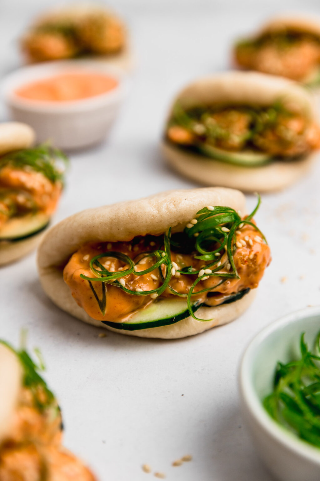 Baos con Camarones Dinamita (Bang Bang Shrimp) - Cravings Journal