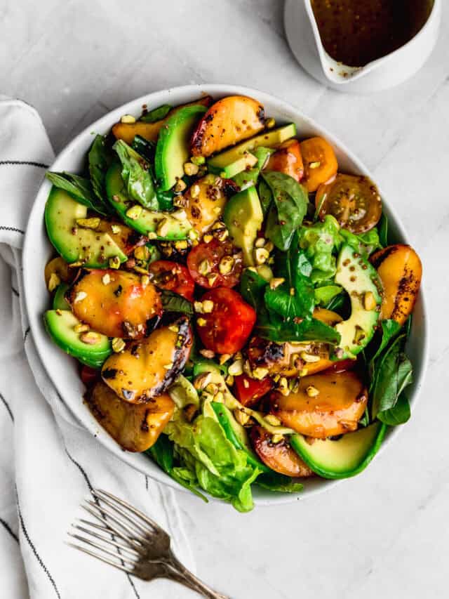 Ensalada de duraznos salteados